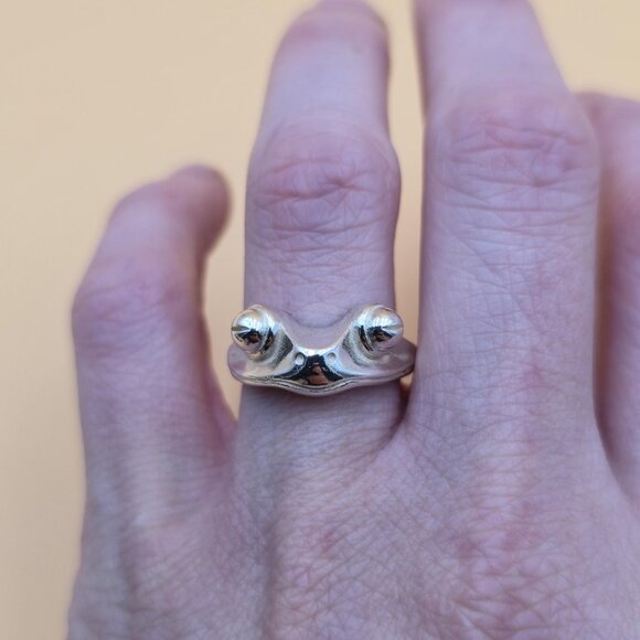 Size 8 Sterling Silver Quality Frog Face Animal Band Ring A5515 - Picture 3 of 8
